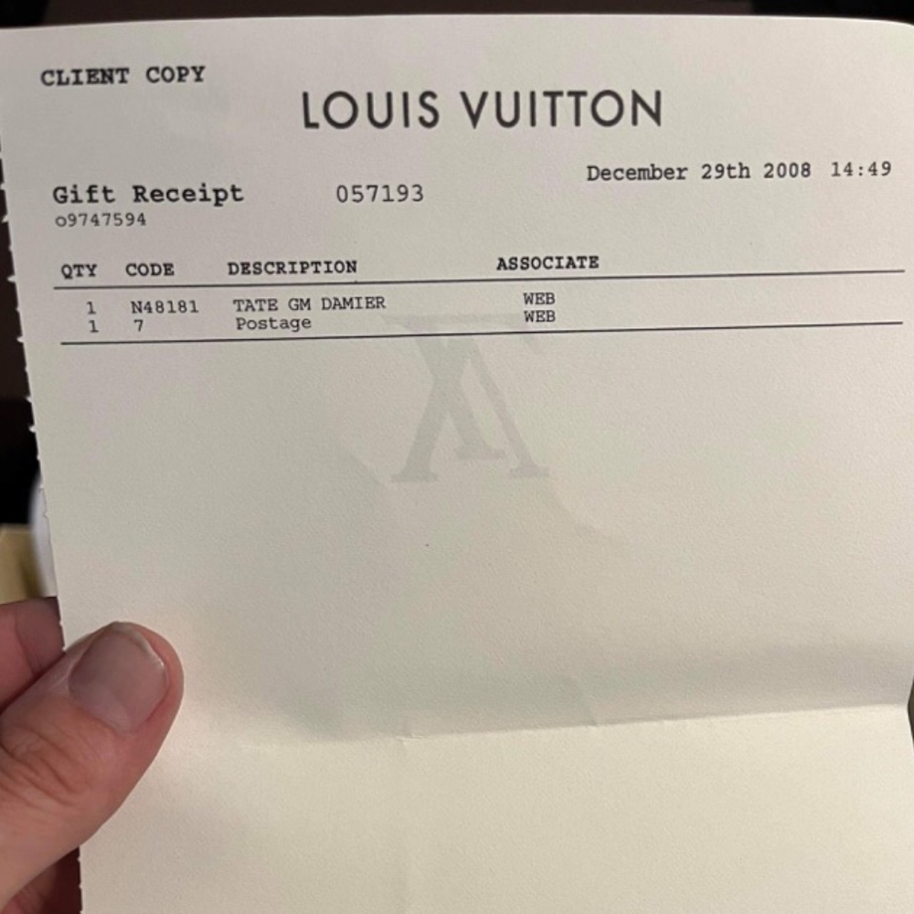 Louis Vuitton - Picture 9 of 9